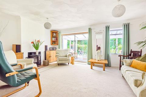 5 Greenfields, Nyewood, Petersfield, GU31 5JH