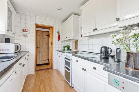 5 Greenfields, Nyewood, Petersfield, GU31 5JH