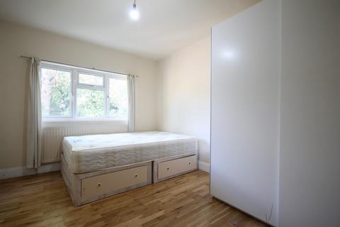 2 bedroom flat for sale, Wembury Road, Highgate, N6