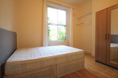 2 bedroom flat for sale, Wembury Road, Highgate, N6