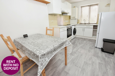 2 bedroom flat to rent, Melmerby Court, St James Park, Eccles New Road, Salford, M5