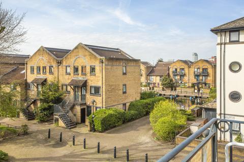 31 Undine Road, London, E14 9UW