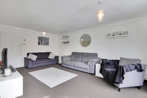 108 Punch Croft, New Ash Green, Longfield, DA3 8HS