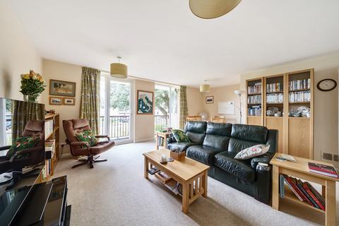 3, Beech Court River Reach, Teddington, TW11 9QW