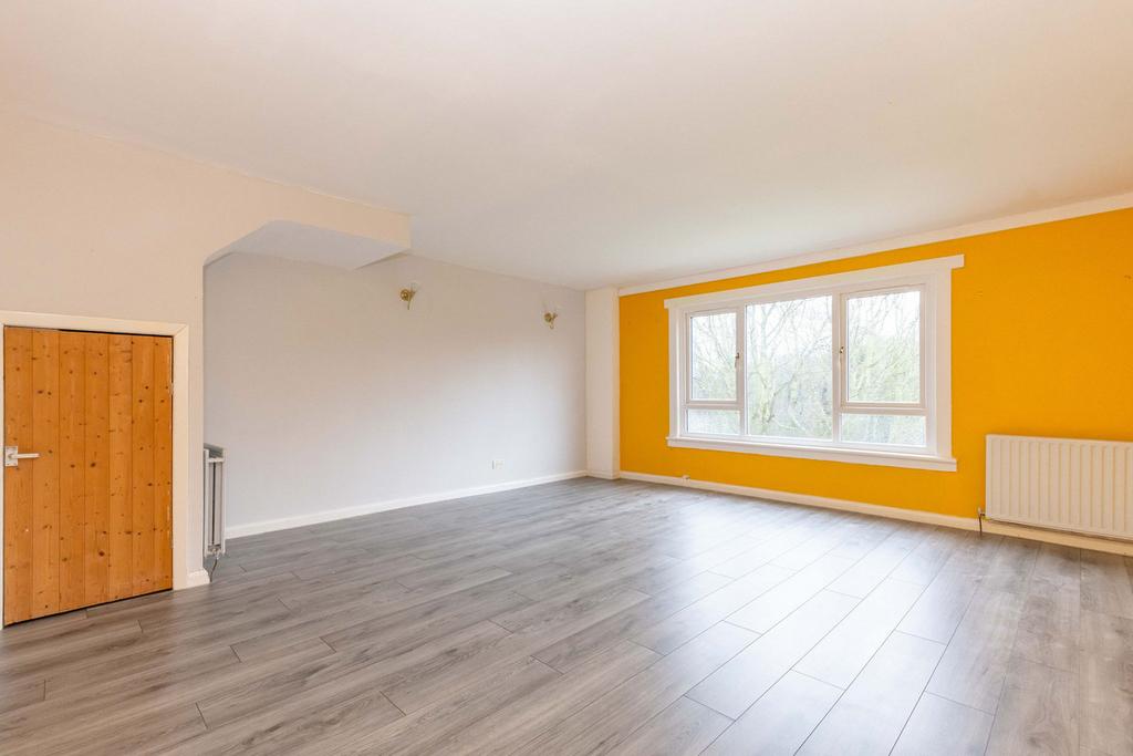 16 Ellen's Glen Road, Edinburgh, EH17 3 bed terraced house for sale £