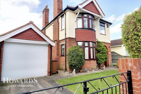 3 bedroom detached house for sale, Windsor Avenue, Great Yarmouth