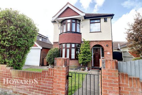 3 bedroom detached house for sale, Windsor Avenue, Great Yarmouth