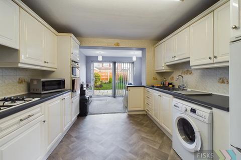 3 bedroom semi-detached house for sale, St. Clements Road, Benfleet, SS7