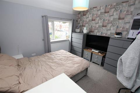 48 Burton Crescent, Monk Bretton, Barnsley, S71 2QD