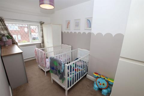 48 Burton Crescent, Monk Bretton, Barnsley, S71 2QD
