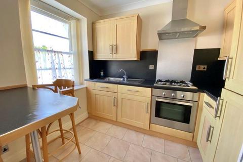 1 bedroom flat to rent, Lincoln House, Palermo Road, Torquay