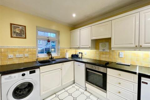 3 bedroom semi-detached house for sale, The Close, Hampstead Norreys RG18