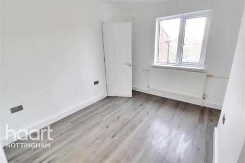2 bedroom terraced house to rent, Holland Street, NG7
