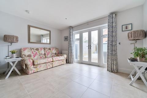 17 Willow Place, Barns Green, Horsham, RH13 0BA