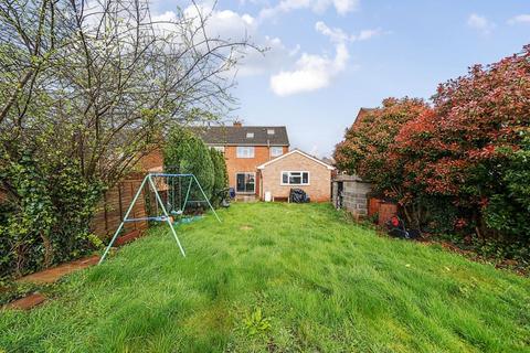 4 bedroom semi-detached house for sale, Birchfield Close,  Worcester,  WR3