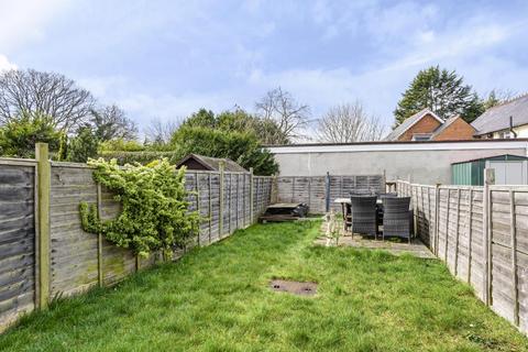 1 bedroom maisonette for sale, West End,  Surrey,  GU24