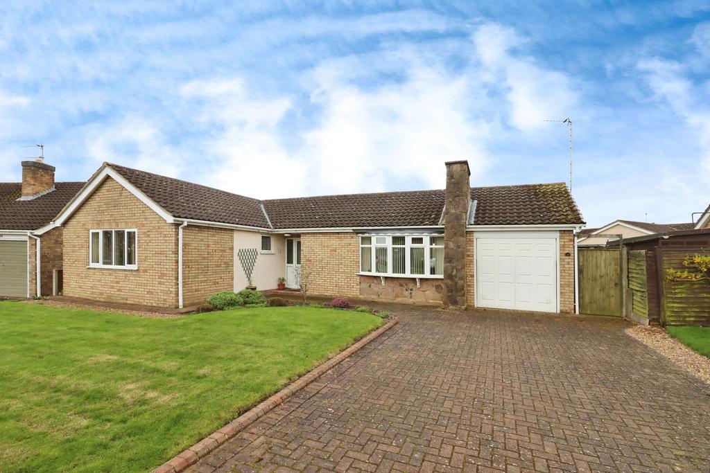 Windermere Avenue, North Hykeham LN6 3 bed bungalow for sale £260,000