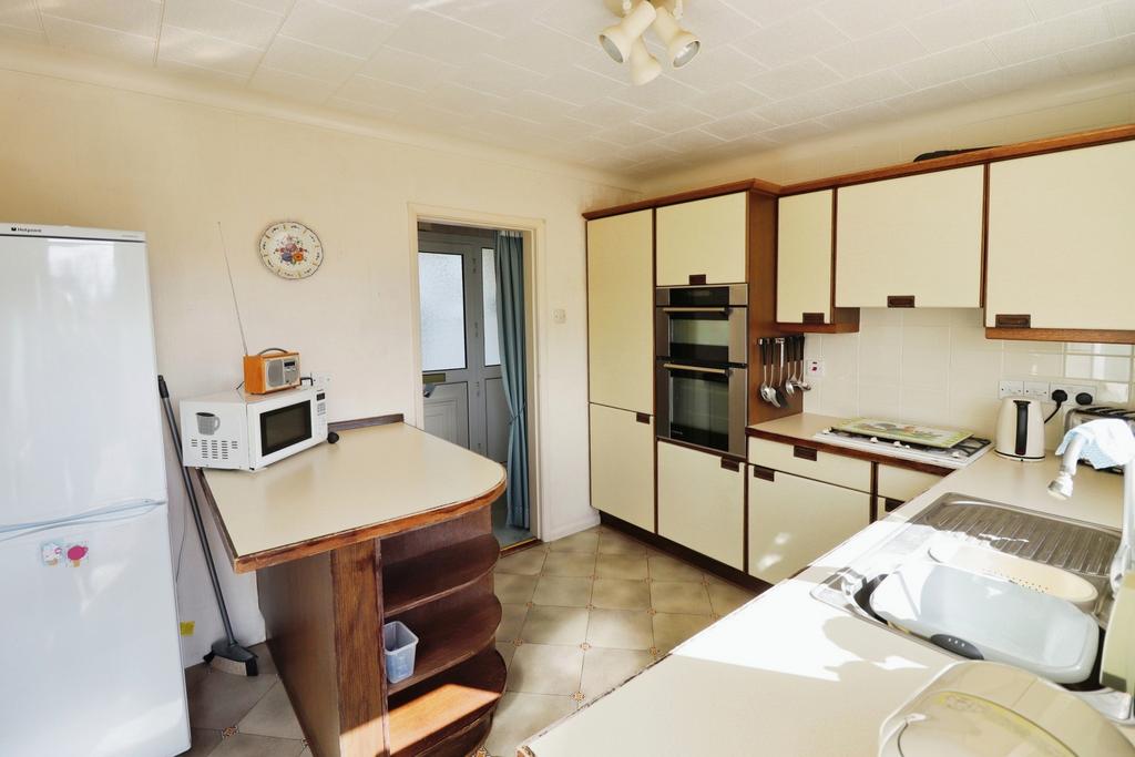Windermere Avenue, North Hykeham LN6 3 bed bungalow for sale £260,000