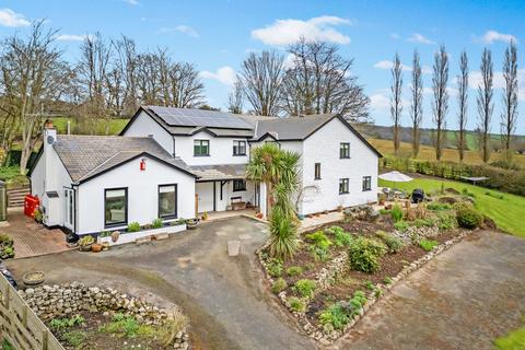 4 bedroom detached house for sale, Bettws Newydd, Usk