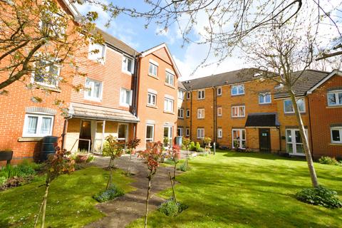 1 bedroom retirement property for sale, Ground Floor Flat at Hart Dene Court, Bagshot