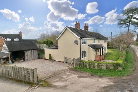 4 bedroom cottage for sale, Poole, Nantwich, CW5