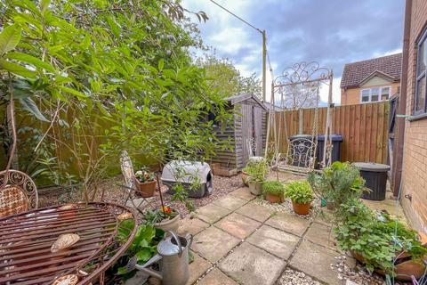 2 bedroom end of terrace house for sale, Orchard Row Soham