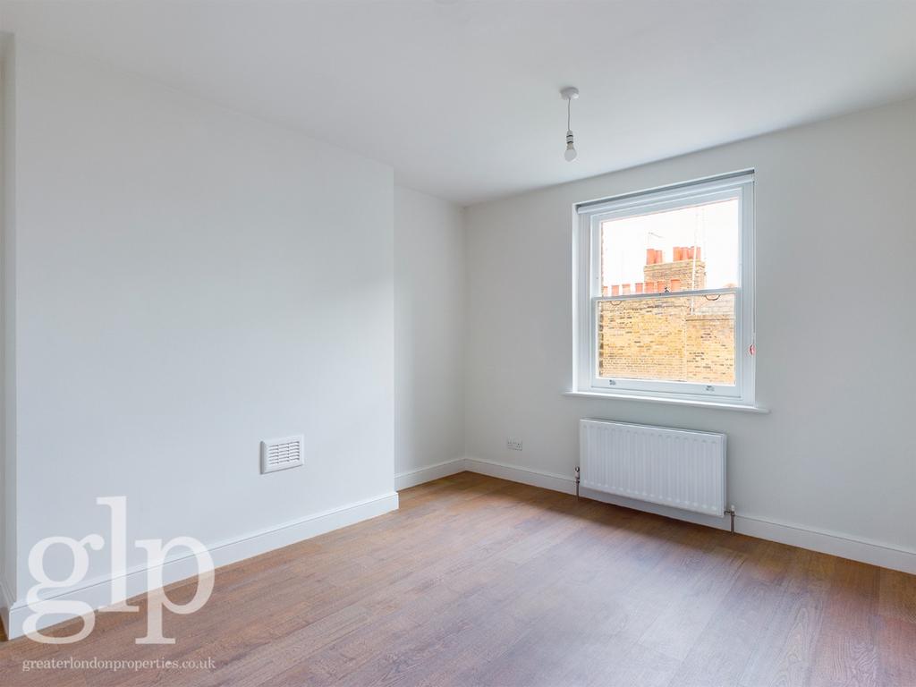 Lambs Conduit Street, London, Greater... 1 bed flat £2,210 pcm (£510 pw)