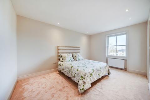 2 bedroom apartment for sale, Shooters Hill Road, London