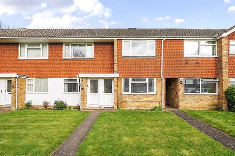 16 Clifton Close, Orpington, BR6 7DQ