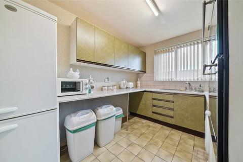 16 Clifton Close, Orpington, BR6 7DQ