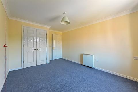 1 bedroom retirement property for sale, London Road, Redhill RH1