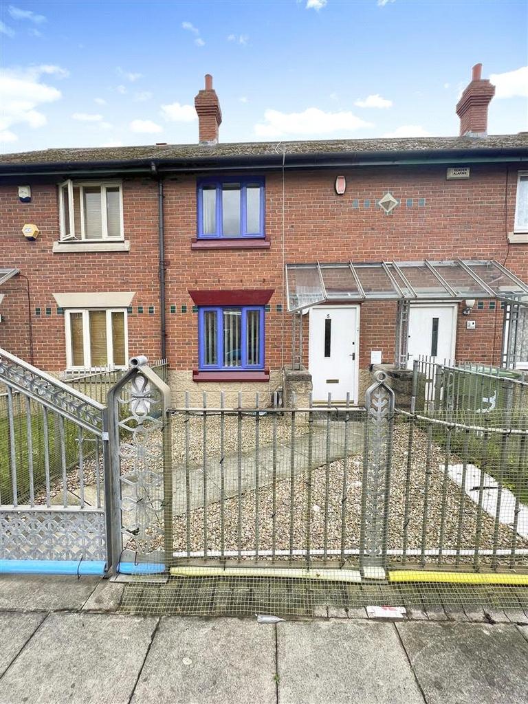 Road, Middlesbrough TS4 2 bed terraced house for sale £100,000
