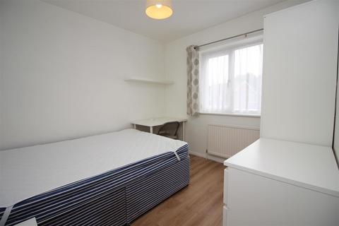 83 Headcorn Drive, Canterbury, CT2 7TR