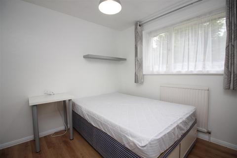 83 Headcorn Drive, Canterbury, CT2 7TR