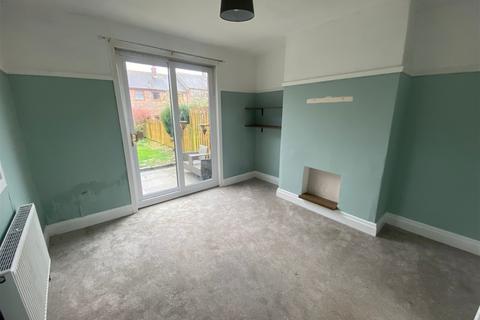 3 bedroom semi-detached house for sale, Dewhirst Road, Rochdale