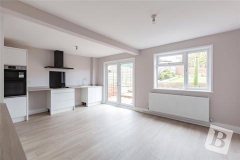 4 bedroom end of terrace house for sale, Ifield Way, Gravesend, Kent, DA12