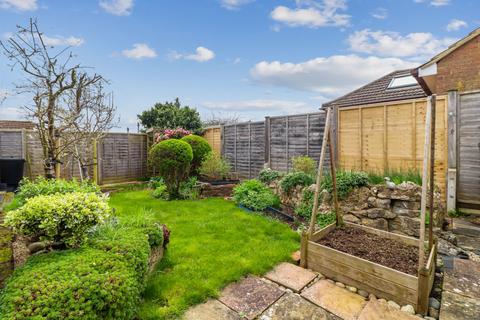 12 Cavendish Road, Chesham, HP5 1RW