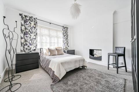 4 bedroom flat for sale, Westcombe Park Road, Blackheath, London, SE3