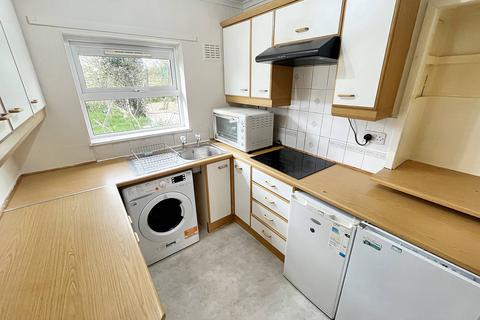 2 bedroom semi-detached bungalow to rent, Aslackby Road, Kirkby Underwood PE10