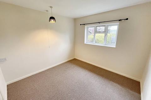 2 bedroom semi-detached bungalow to rent, Aslackby Road, Kirkby Underwood PE10