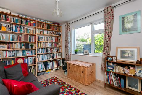 34 Ians Walk, Hythe, CT21 5TT