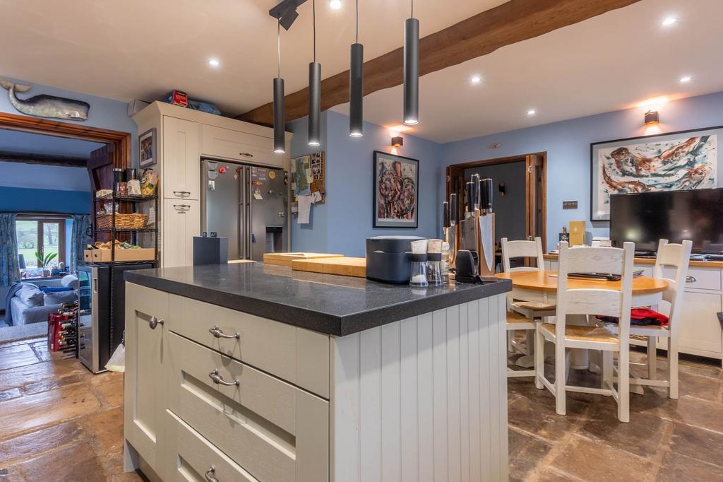 Kitchen diner