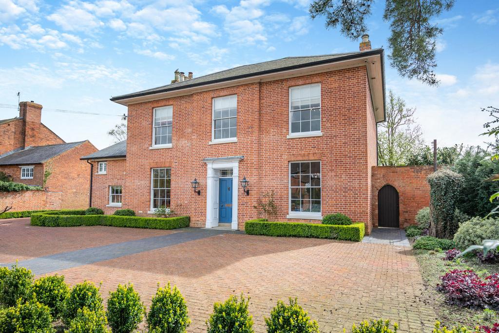 Brackley Road, Towcester... 7 bed detached house for sale £1,250,000