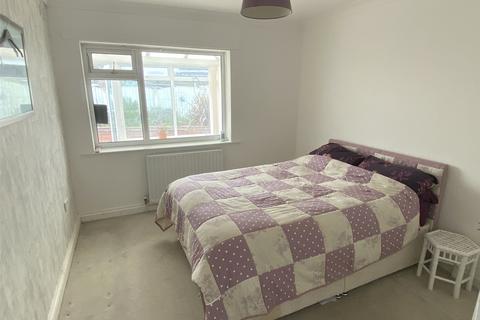 2 bedroom bungalow for sale, Grosvenor Gardens, Shifnal, Shropshire, TF11