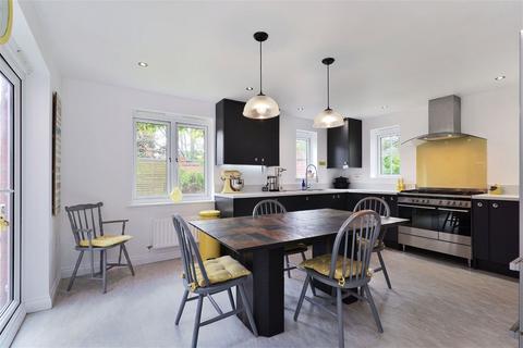 4 bedroom detached house for sale, Smithy Court, Saxon Gate, Hereford, HR2 6RS
