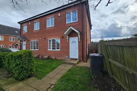 3 bedroom semi-detached house to rent, Ashbank Place, Pyms Lane, Crewe, CW1