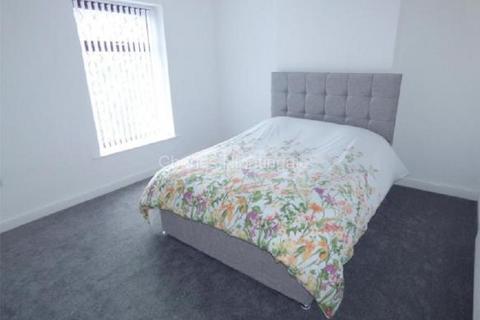 15 Charter Street, Oldham, OL1 3RQ