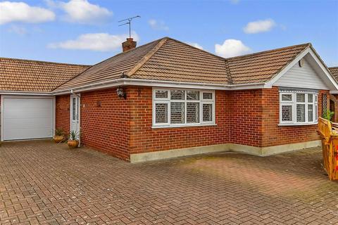 3 bedroom bungalow for sale, Elmtree Avenue, Kelvedon Hatch, Brentwood, Essex