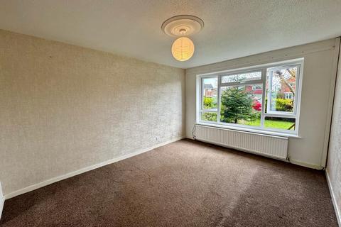 3 bedroom semi-detached house for sale, Treen Close, Southport, PR9 9TR
