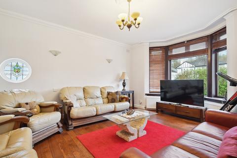 87 Menock Road, Glasgow, G44 5SD